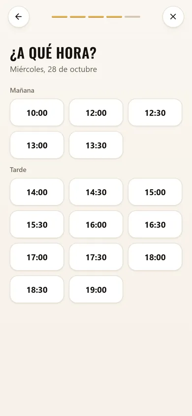 Paso 4 · Hora: Solo aparecen las horas libres de ese barbero